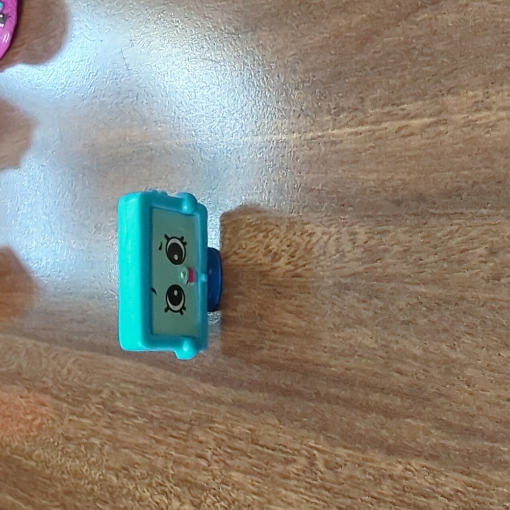 Shopkins Set - Picture 7 of 7